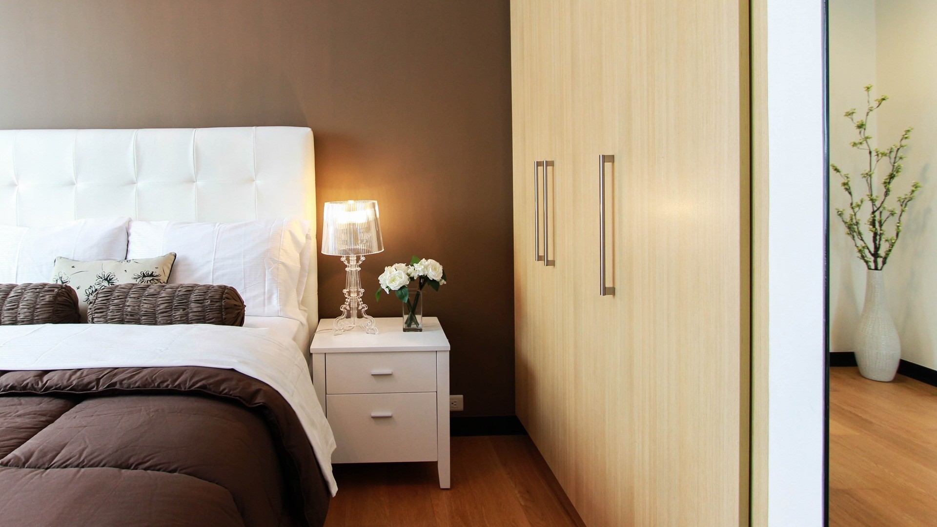 placard-mco-nantes-saint-nazaire-la-baule-loire-atlantique Un rangement fait pour la pièce, qui gagne chaque centimètre d’un appartement ou d’une chambre sous les toits